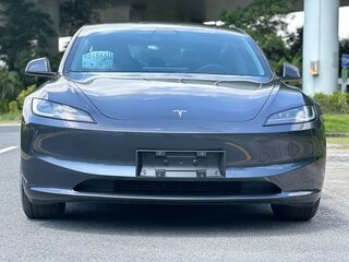2024 Tesla Model 3 I Рестайлинг, чёрный, 4791800 рублей, вид 3