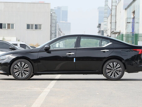 2025 Nissan Teana IV (L34), чёрный, 2490000 рублей, вид 4
