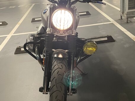 2017 BMW R Nine T Scrambler, серый, 999999 рублей, вид 4