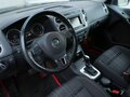2016 Volkswagen Tiguan I Рестайлинг, чёрный, 1390000 рублей - вид 9