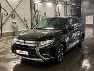 2017 Mitsubishi Outlander III Рестайлинг 2, чёрный, 1240000 рублей, вид 2
