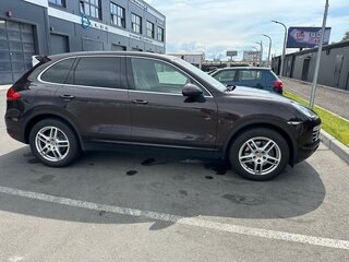 2014 Porsche Cayenne Diesel II (958), коричневый, 2559000 рублей, вид 5