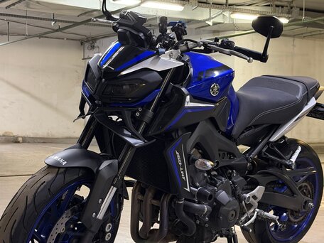 2017 Yamaha MT-09 (FZ-09), синий, 849000 рублей, вид 1