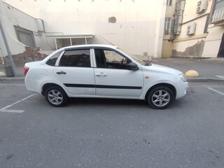 2013 Lada (ВАЗ) Granta I, белый, 340000 рублей, вид 4