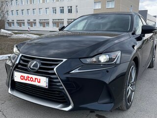 2019 Lexus IS 300h III Рестайлинг, чёрный, 2790000 рублей, вид 4