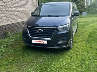 2018 Hyundai H-1 II Рестайлинг 2, синий, 2700000 рублей, вид 2