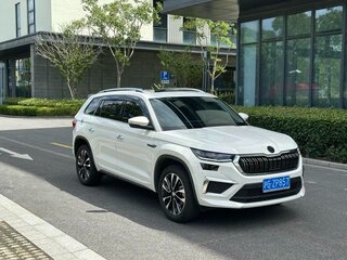 2024 Skoda Kodiaq I Рестайлинг, белый, 3490000 рублей, вид 4