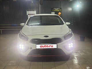 2015 Kia Ceed GT I, белый, 1250000 рублей, вид 4