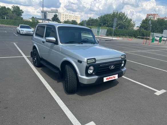 2019 Lada (ВАЗ) 2121 (4x4) Urban I Рестайлинг, серебристый, 795000 рублей