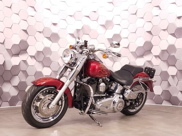 2012 Harley-Davidson Fat Boy, красный, 995000 рублей - вид 1