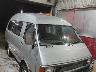 1981 Toyota Town Ace I Рестайлинг, золотистый, 150000 рублей, вид 4