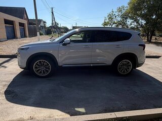 2021 Hyundai Santa Fe IV Рестайлинг, белый, 2980000 рублей, вид 4