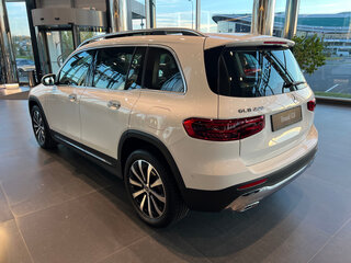 2025 Mercedes-Benz GLB 220 I (X247) Рестайлинг, белый, 5290000 рублей, вид 5
