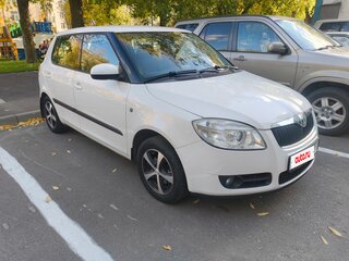 2009 Skoda Fabia II, белый, 550000 рублей, вид 3