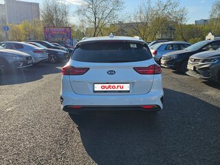 2019 Kia Ceed III, белый, 1590000 рублей, вид 3