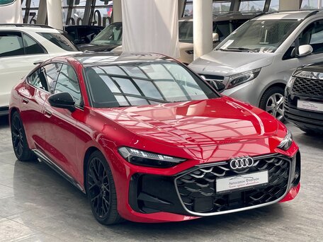 2025 Audi A5 L Sportback III (B10), красный, 5900000 рублей, вид 3
