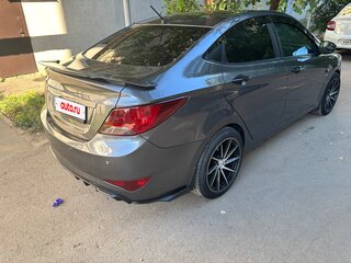 2015 Hyundai Solaris I Рестайлинг, серый, 980000 рублей, вид 3