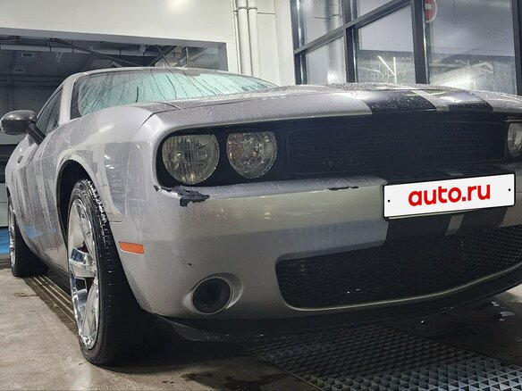 2014 Dodge Challenger III Рестайлинг, серый, 2100000 рублей - вид 6