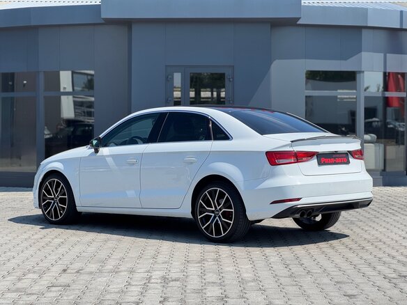 2016 Audi A3 ultra III (8V), белый, 1650000 рублей - вид 5