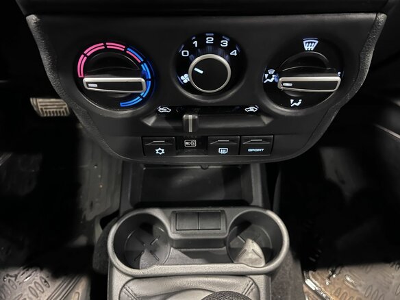 2019 Lada (ВАЗ) Granta I Рестайлинг, белый, 725000 рублей - вид 14