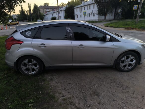 2013 Ford Focus III, серебристый, 850000 рублей - вид 1