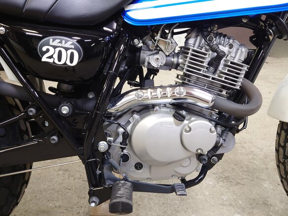 2016 Suzuki RV 200 VanVan, белый, 415000 рублей - вид 12