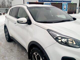 2018 Kia Sportage IV, белый, 2500000 рублей, вид 4