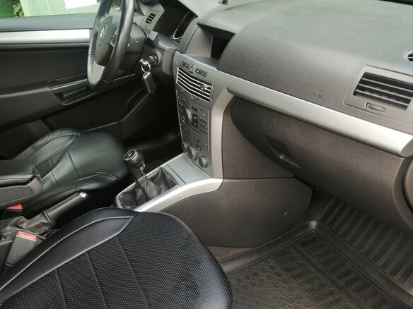 2011 Opel Astra H Рестайлинг, серый, 700000 рублей - вид 7