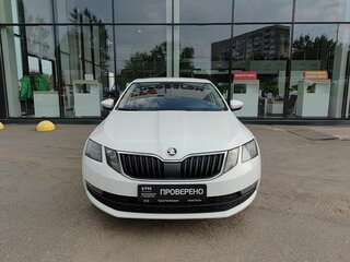 2020 Skoda Octavia III (A7) Рестайлинг, белый, 1484000 рублей, вид 2