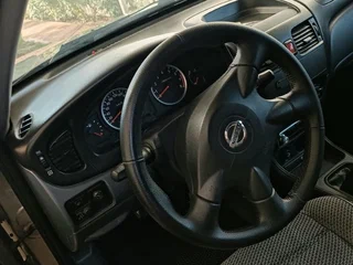 2004 Nissan Almera II (N16) Рестайлинг, золотистый, 270000 рублей, вид 4