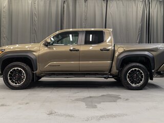 2026 Toyota Tacoma IV, зелёный, 8590000 рублей, вид 3