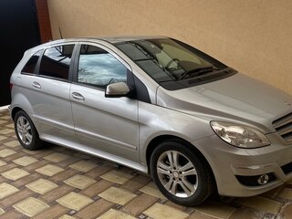 2011 Mercedes-Benz B-Класс 180 I (W245) Рестайлинг, серебристый, 800000 рублей, вид 3