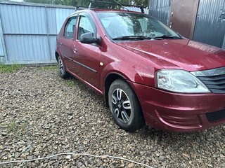 2010 Renault Logan I Рестайлинг, красный, 350000 рублей, вид 1