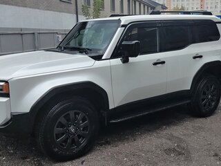 2024 Toyota Land Cruiser Prado 250 Series, белый, 10500000 рублей, вид 1
