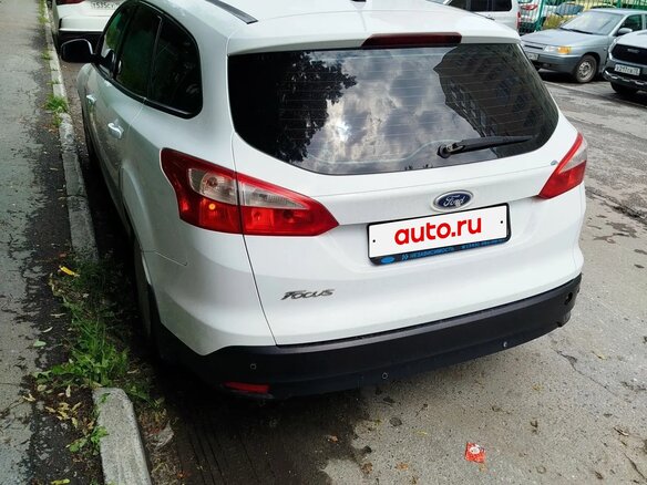 2012 Ford Focus III, белый, 700000 рублей - вид 2