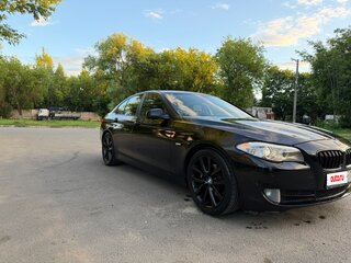 2013 BMW 5 серии 528i xDrive VI (F10/F11/F07), чёрный, 1600000 рублей, вид 4