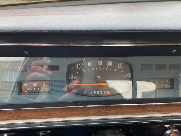 1977 ГАЗ 24 «Волга» 24 I (24), чёрный, 900000 рублей - вид 3