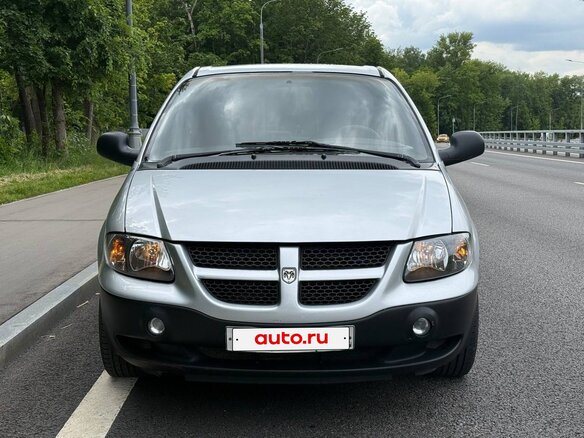 2003 Dodge Caravan IV, серебристый, 636363 рублей - вид 1
