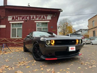 2016 Dodge Challenger III Рестайлинг 2, коричневый, 3500000 рублей, вид 3