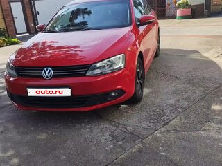 2012 Volkswagen Jetta VI, красный, 1000000 рублей, вид 2