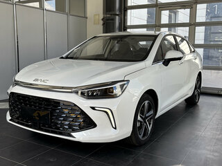 2025 BAIC U5 Plus, белый, 2300000 рублей, вид 3