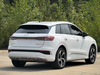 2024 Audi Q4 e-tron 40 I, белый, 4132000 рублей, вид 2