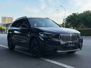 2021 BMW X1 Long 20Li sDrive II (F48) Рестайлинг, чёрный, 1660000 рублей, вид 3
