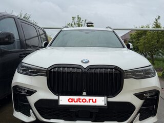 2020 BMW X7 40i I (G07), белый, 7190000 рублей, вид 3