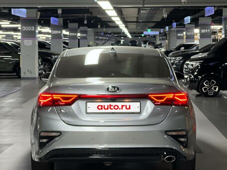 2023 Kia K3 II Рестайлинг, серый, 1996000 рублей, вид 5