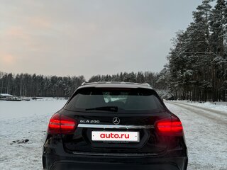 2018 Mercedes-Benz GLA 200 I (X156) Рестайлинг, чёрный, 2800000 рублей, вид 3