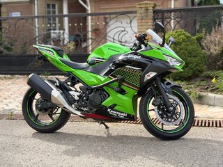 2020 Kawasaki Ninja 400, зелёный, 530000 рублей, вид 2