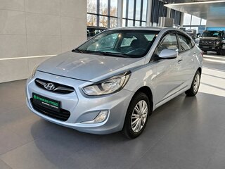 2011 Hyundai Solaris I, серый, 739000 рублей, вид 3