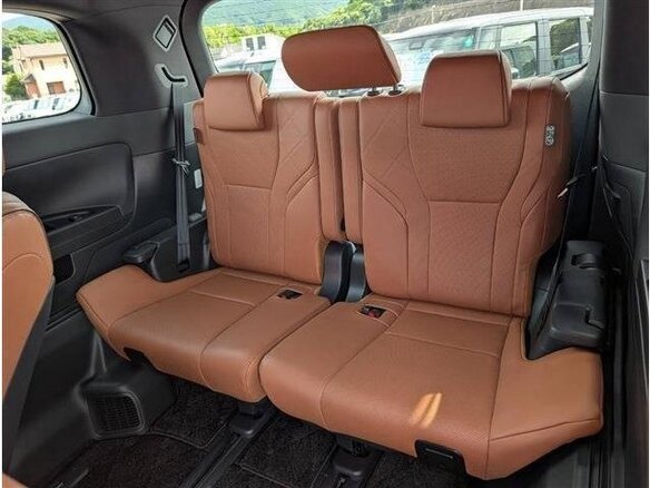 2024 Toyota Vellfire III, чёрный, 7000000 рублей - вид 13