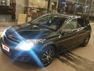 2008 Opel Astra H Рестайлинг, чёрный, 450000 рублей, вид 1